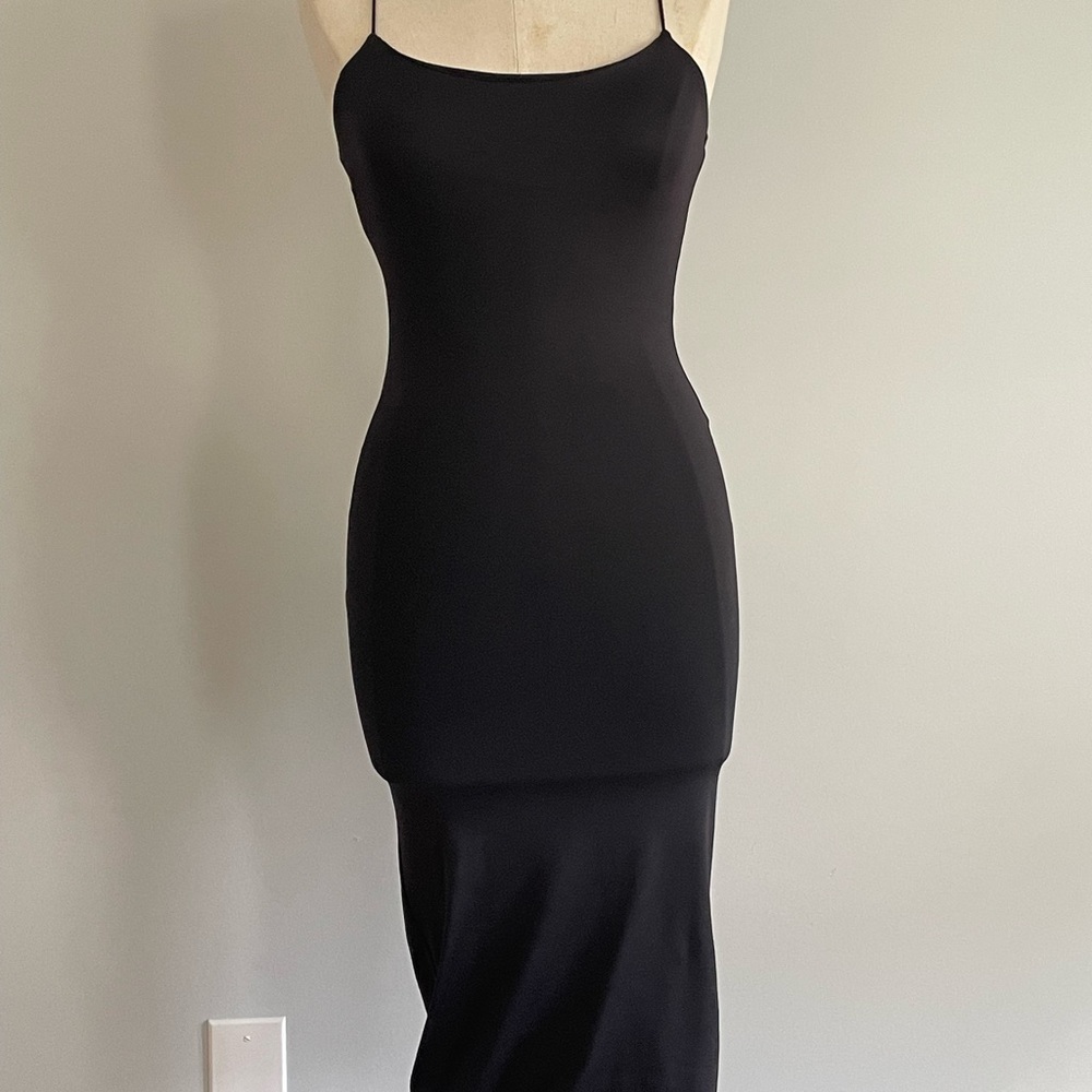 bodycon black dress - Picture 1 of 3